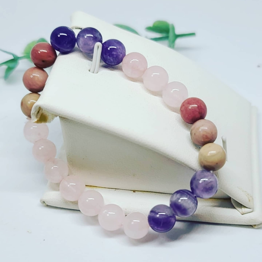 Rose Quartz, Amethyst and Rhodonite beaded bracelet 8 mm